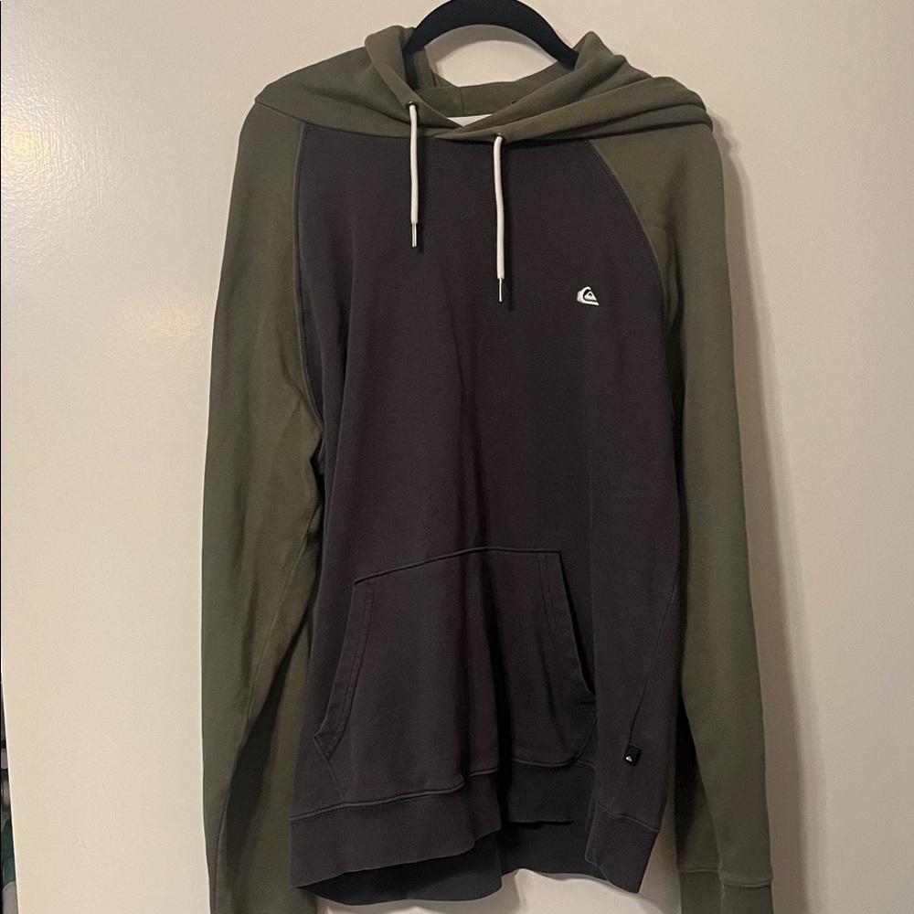 Quiksilver Olive Green Sleeve & Charcoal Pullover Hoodie L